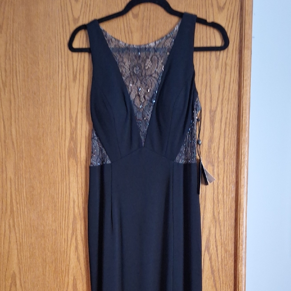 Adrianna Papell Black Sequin Detail Gown